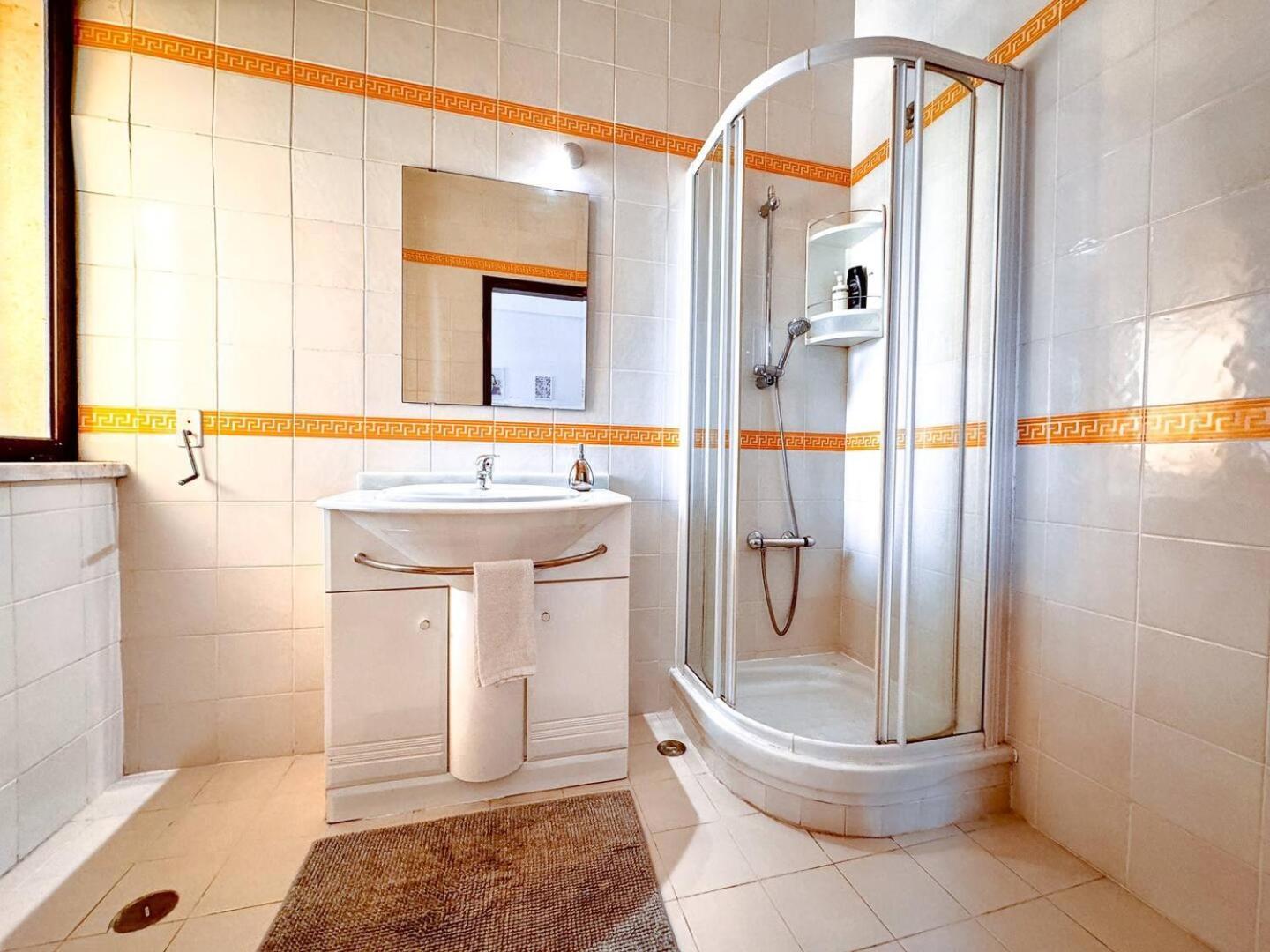 Big Sunset Triple Room Oeiras Exterior photo
